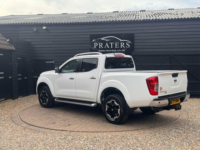 Nissan Navara Dci Tekna Pickup Double White #3