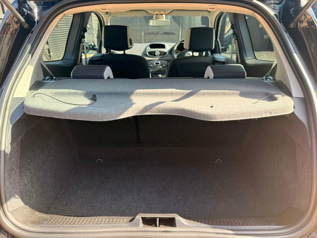 Renault Clio Initiale Tomtom Beige #10