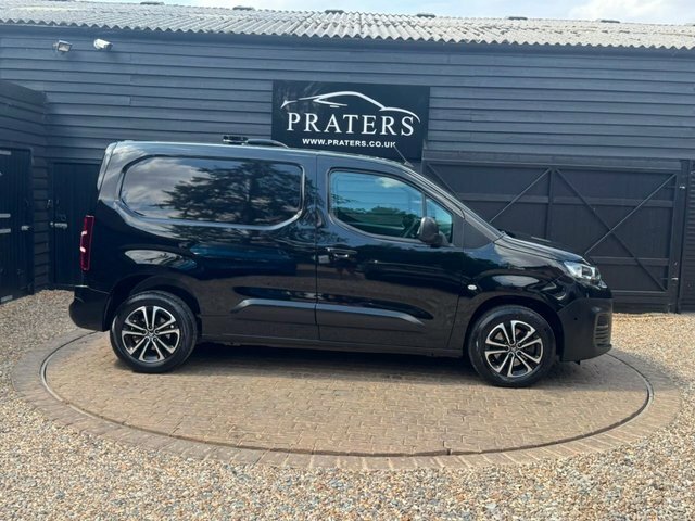 Citroen Berlingo Bluehdi 1000Driver M Black #5