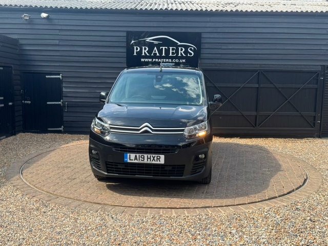 Citroen Berlingo Bluehdi 1000Driver M Black #4