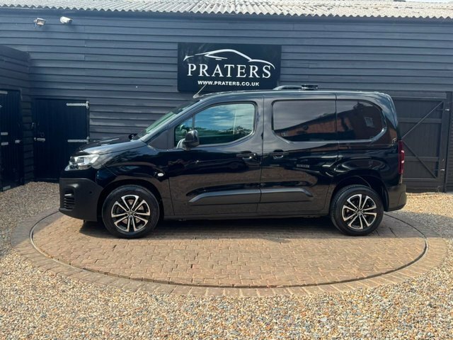 Citroen Berlingo Bluehdi 1000Driver M Black #6