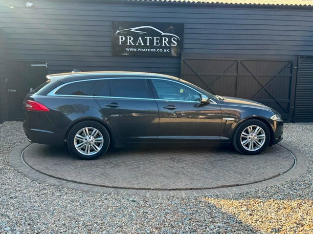 Jaguar XF Luxury Sportbrake Grey #5