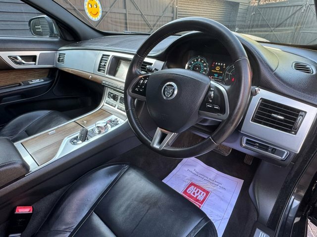 Jaguar XF D Premium Grey #10