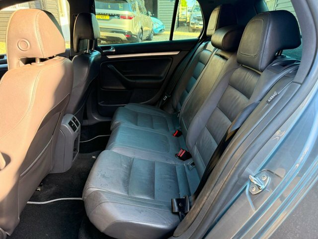 Volkswagen Golf Hatchback 2.0 White #7