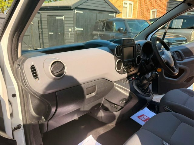 Citroen Berlingo Panel Van White #12