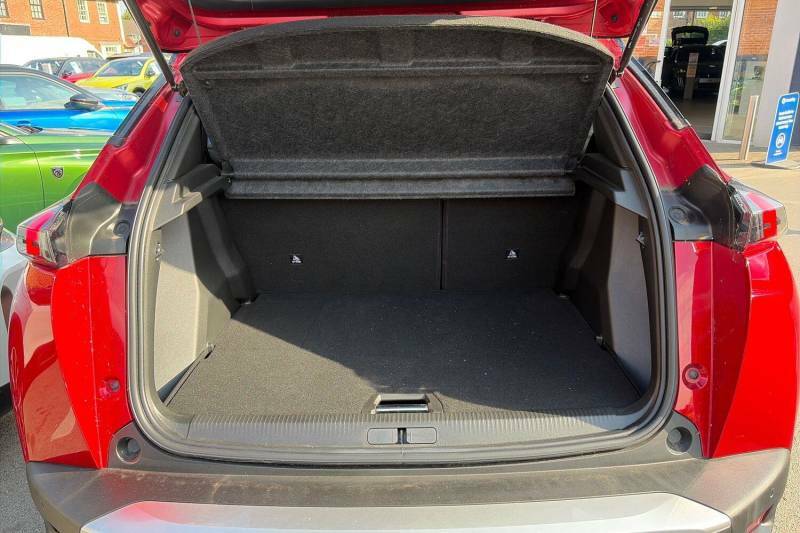 Peugeot 2008 1.2 Puretech 130 Gt Eat8 - 2021 71 Red #5