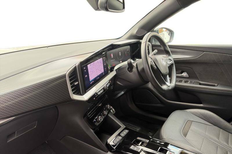 Vauxhall Mokka-e 100Kw Ultimate 50Kwh - 2022 72 White #2