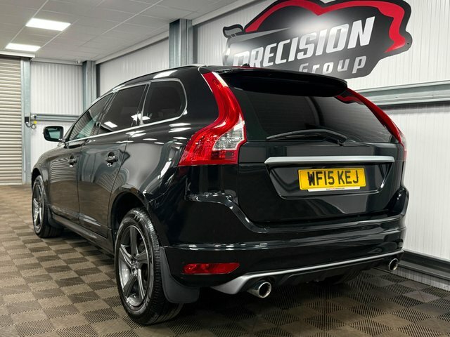 Volvo XC60 D4 R-design Nav Awd WF15KEJ Black #4