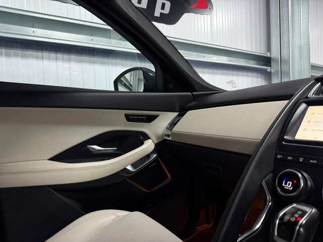 Jaguar E-Pace S White #30