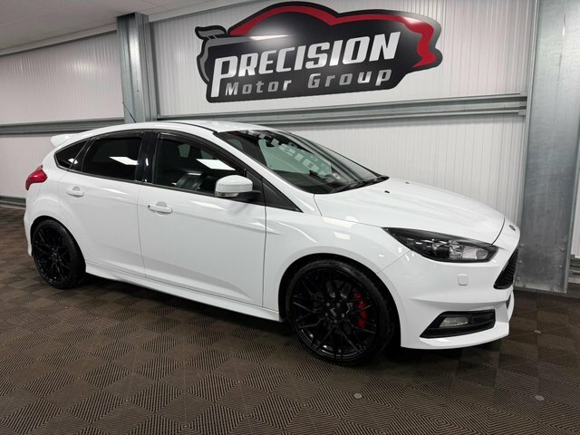 Ford Focus Ecoboost St-3 Euro 6 YR16WFM White #3