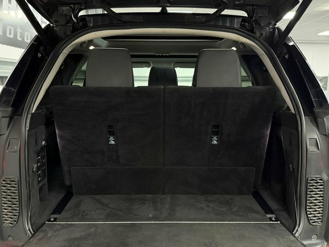 Land Rover Discovery 3L Td6 Hse Luxury Blue #35