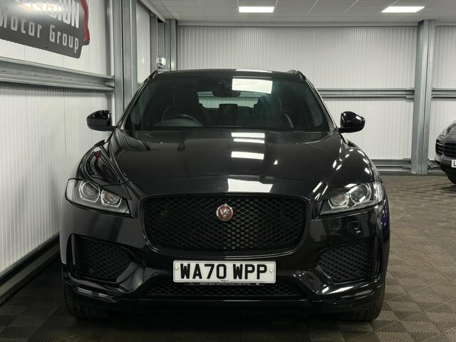 Jaguar F-Pace D180 Chequered Flag Black #3