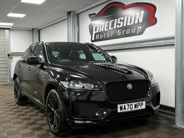 Jaguar F-Pace D180 Chequered Flag Black