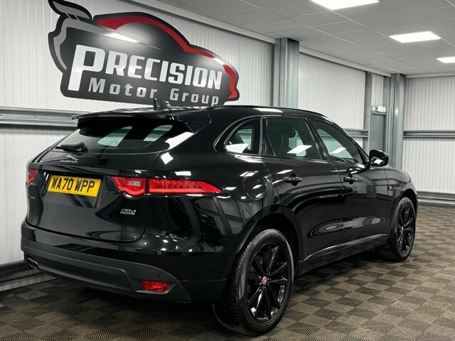 Jaguar F-Pace D180 Chequered Flag Black #6