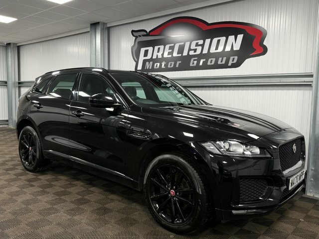 Jaguar F-Pace D180 Chequered Flag Black #2