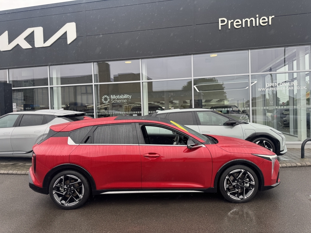 Kia K4 1.6 Gt-line S Red #4