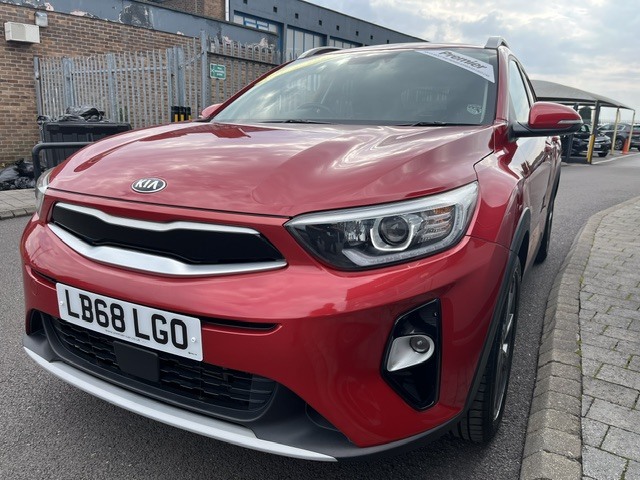 Kia Stonic 1.0 3 Isg LB68LGO Red #4