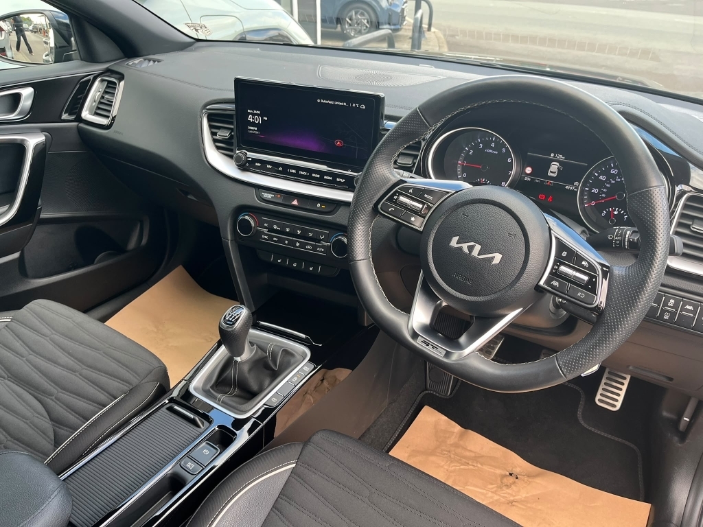 Kia Xceed 1.0 Xceed Gt-line MJ75EOM Silver #4
