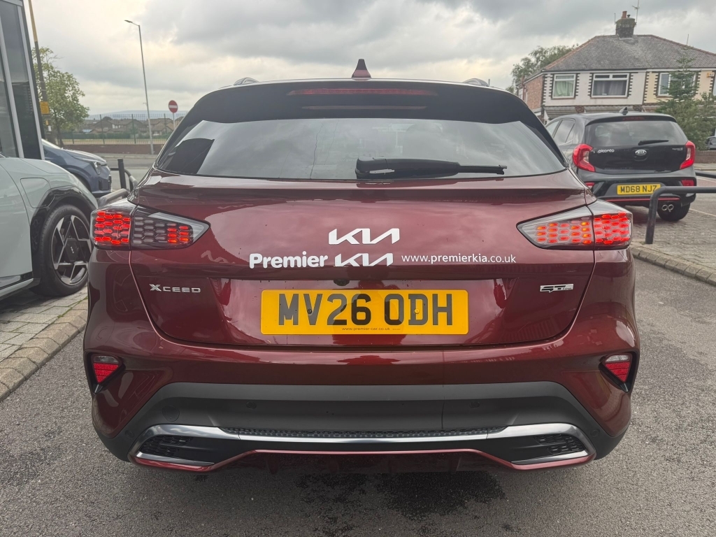 Kia Xceed Hatchback White #7