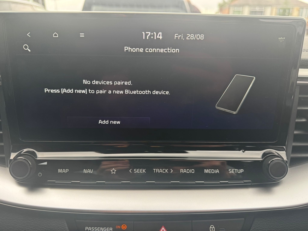 Kia Xceed Hatchback White #14