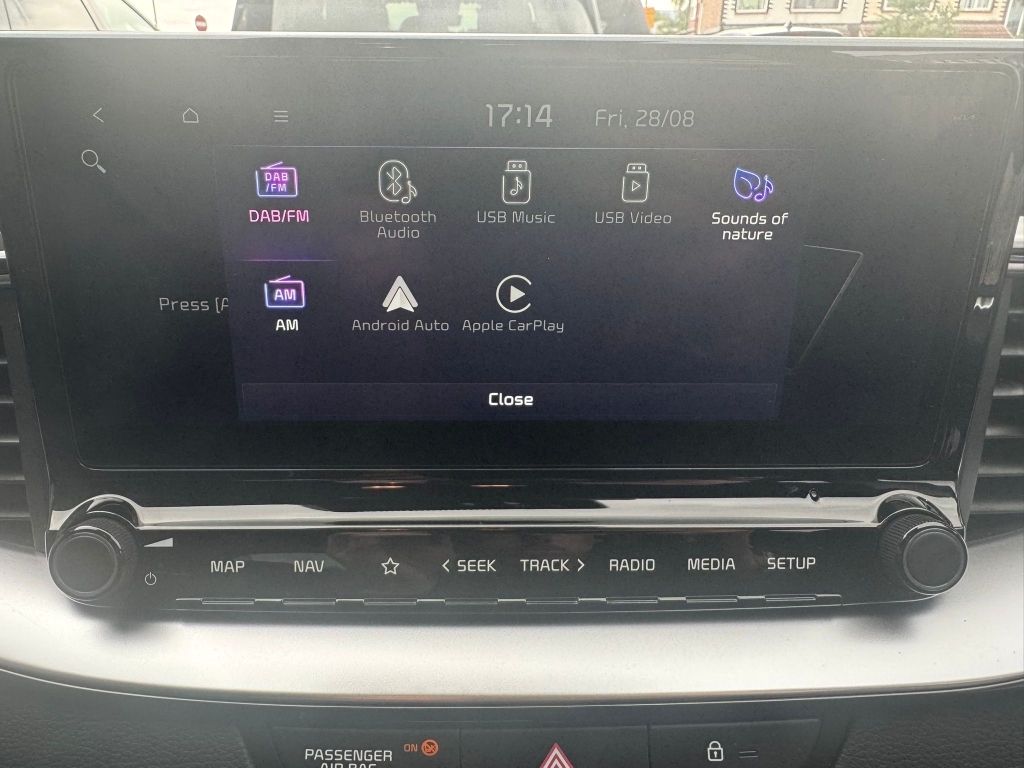 Kia Xceed Hatchback White #12