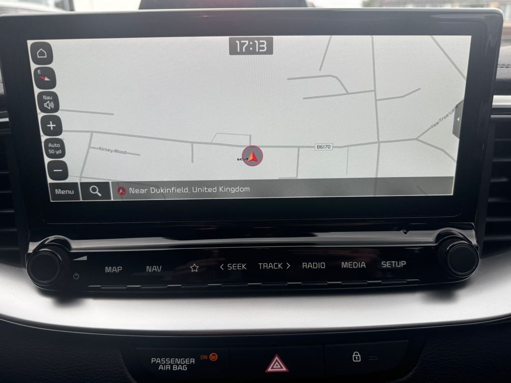 Kia Xceed Hatchback White #11