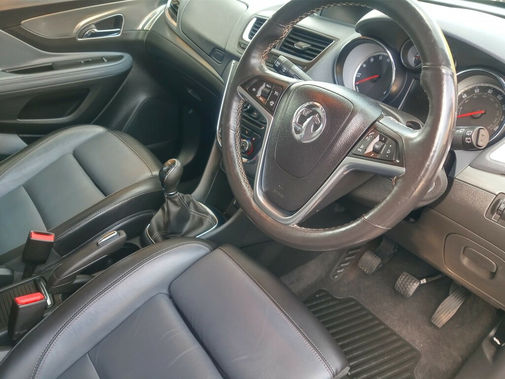 Vauxhall Mokka Hatchback Silver #9