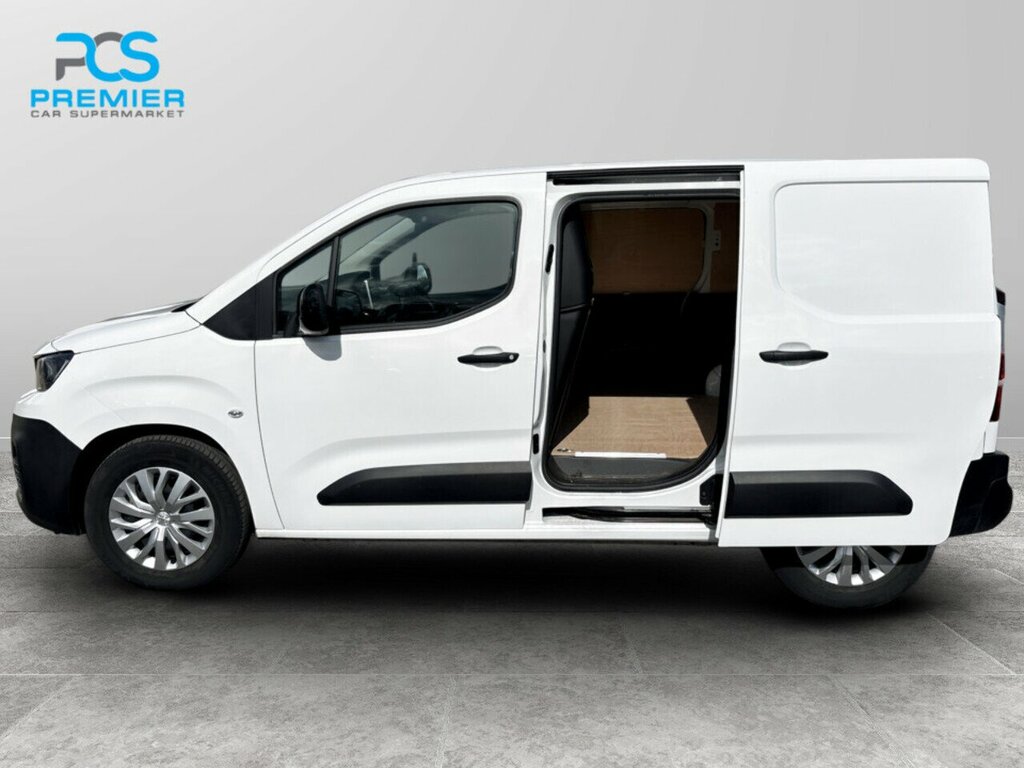 Peugeot E-Partner Combi White #13