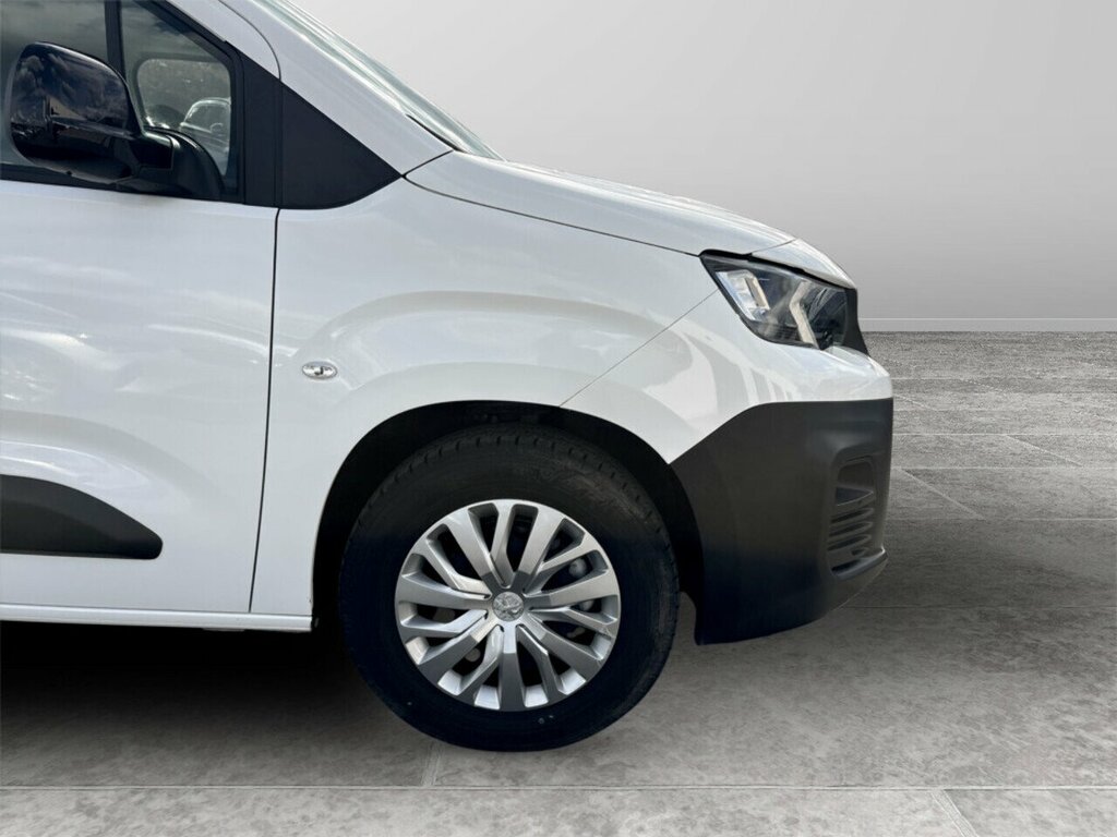 Peugeot E-Partner Combi White #26