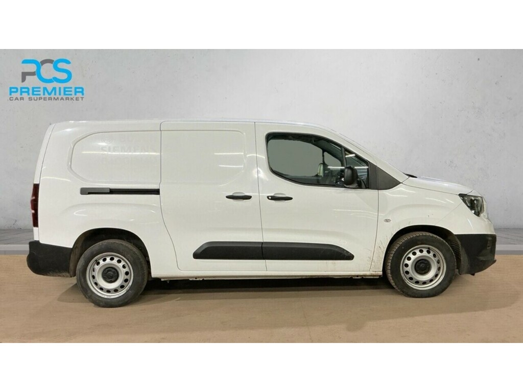 Vauxhall Combo Turbo D 2300 Edition White #2
