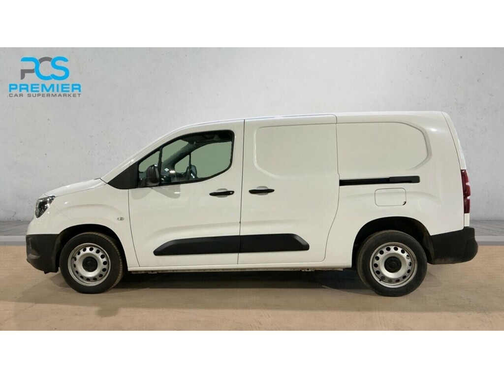Vauxhall Combo Turbo D 2300 Dynamic White #5