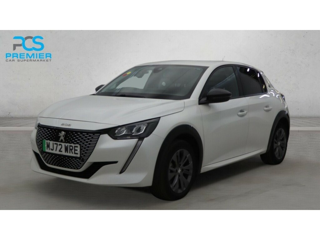 Peugeot e-208 Allure Premium White #6