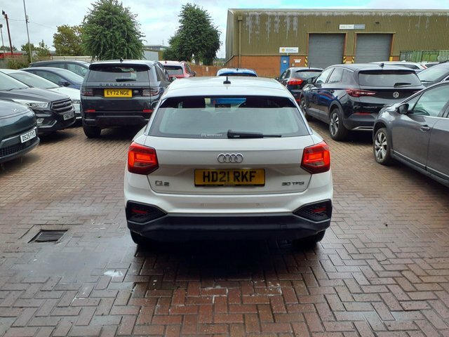 Audi Q2 Technik White #7