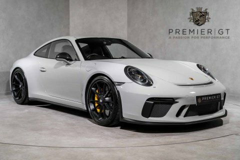 Porsche 911 Gt3 Touring. 1 Grey