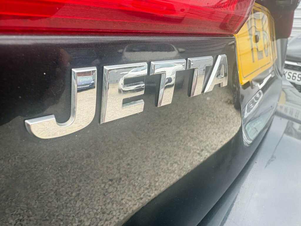 Volkswagen Jetta Black #8