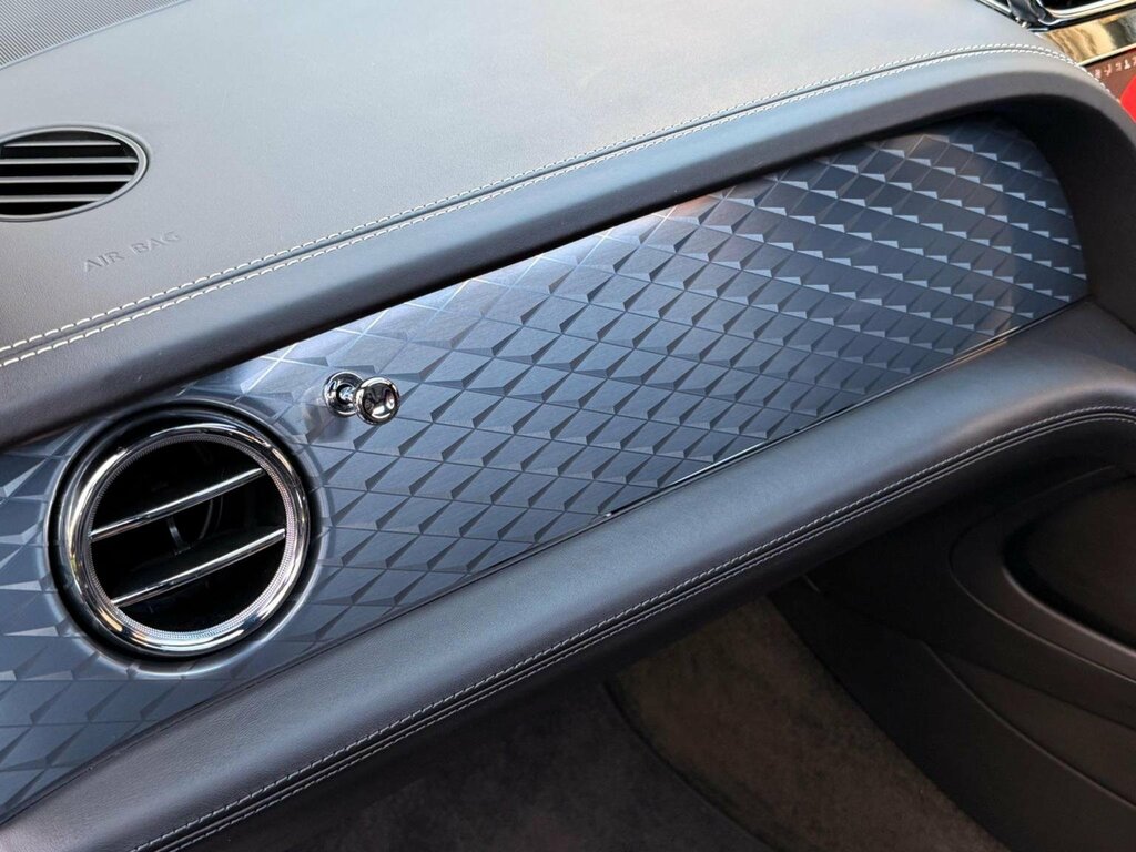 Bentley Bentayga V8 Black #62
