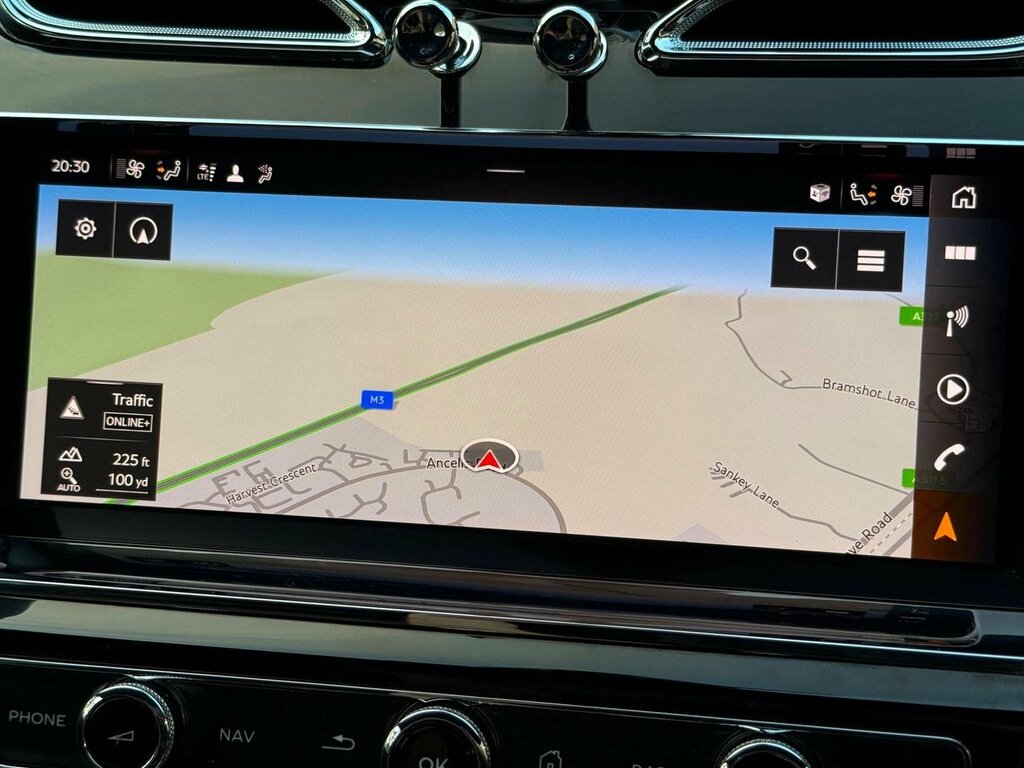 Bentley Bentayga V8 Black #78
