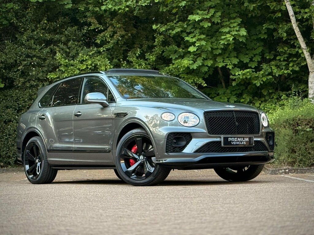 Bentley Bentayga V8 Black #21
