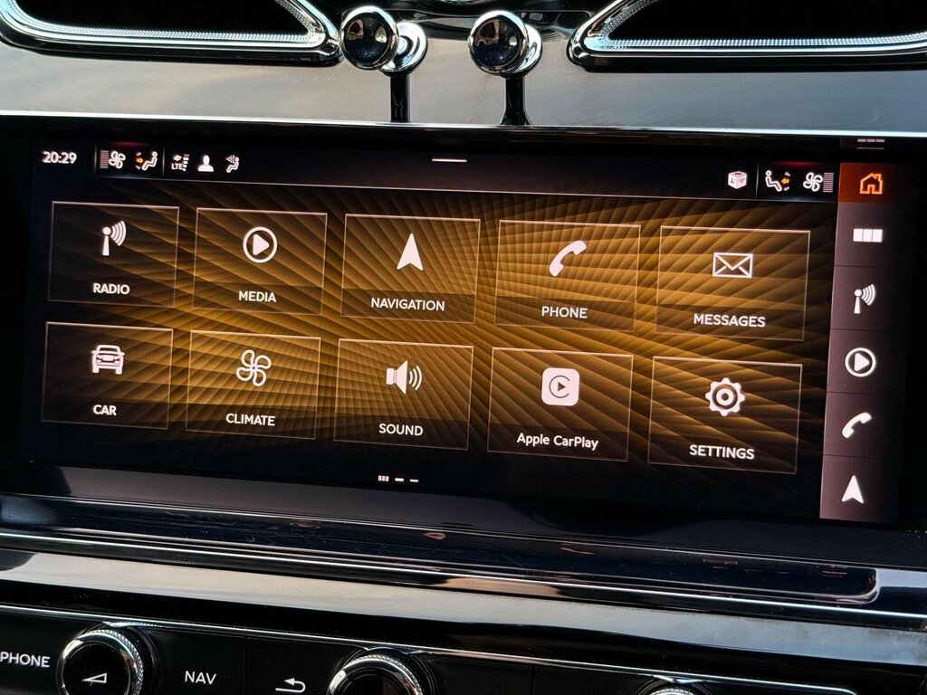 Bentley Bentayga V8 Black #88