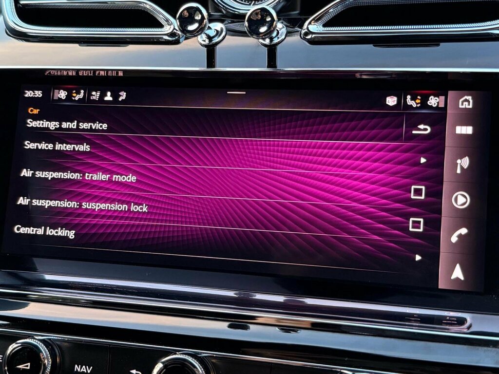 Bentley Bentayga V8 Black #85
