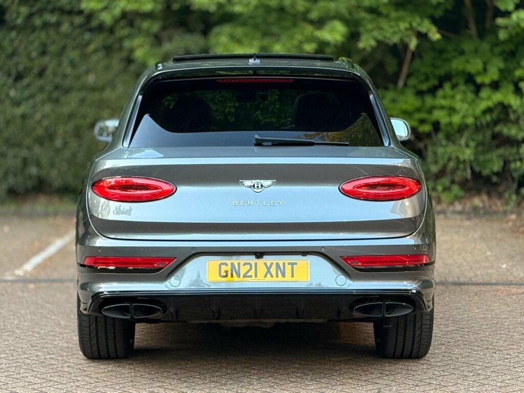Bentley Bentayga V8 Black #15