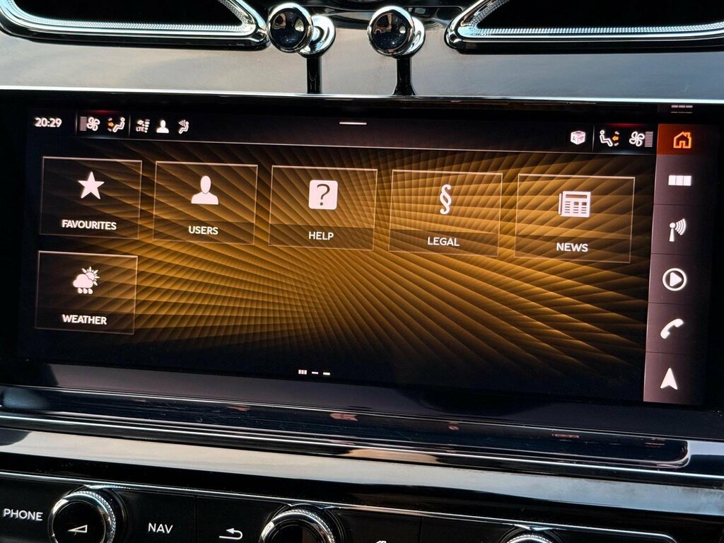 Bentley Bentayga V8 Black #90