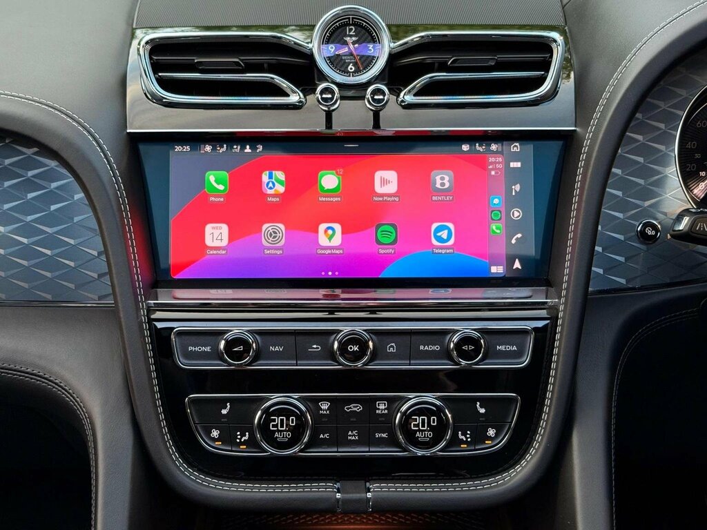 Bentley Bentayga V8 Black #66