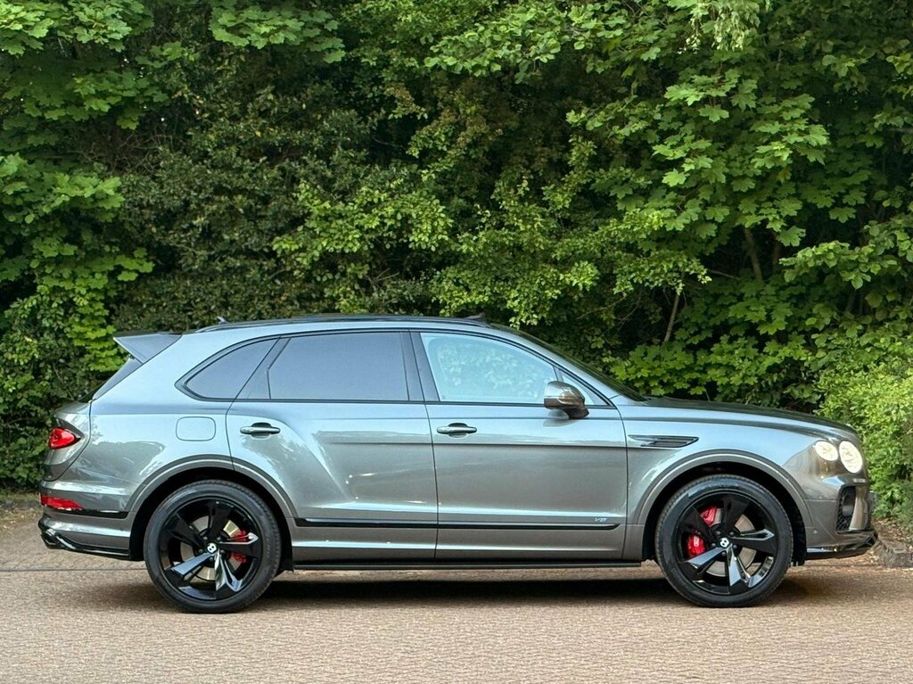 Bentley Bentayga V8 Black #18