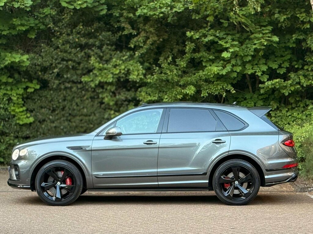 Bentley Bentayga V8 Black #10