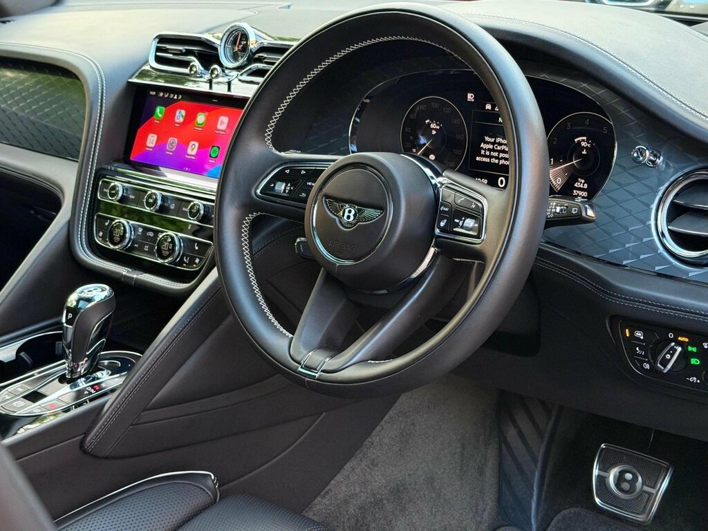 Bentley Bentayga V8 Black #47