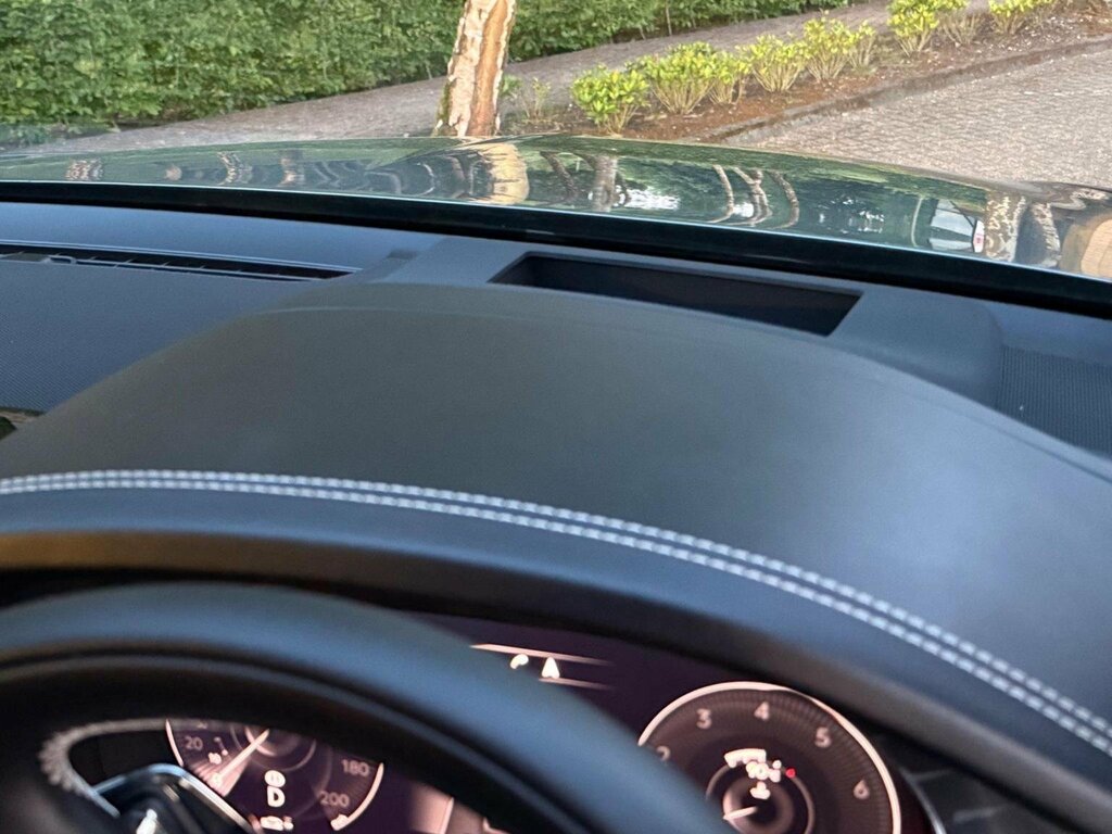 Bentley Bentayga V8 Black #59