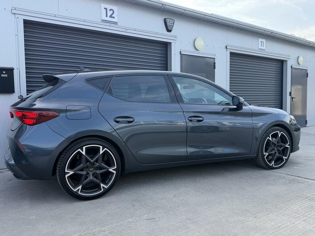 Cupra Leon V2 Grey #3