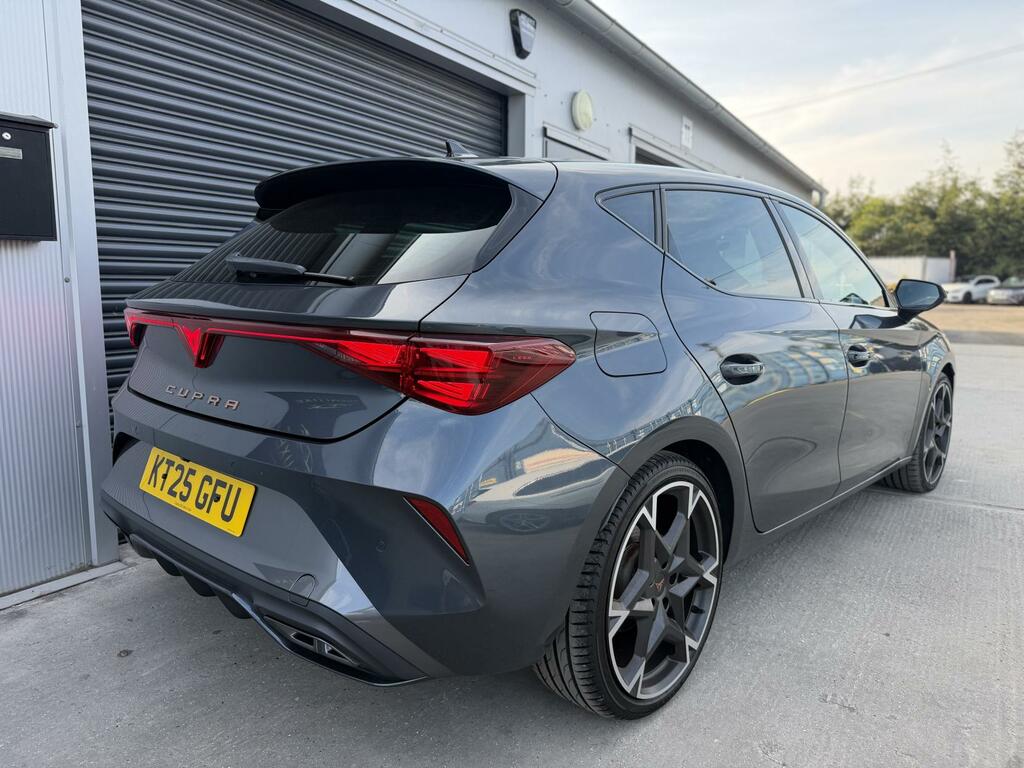 Cupra Leon V2 Grey #4