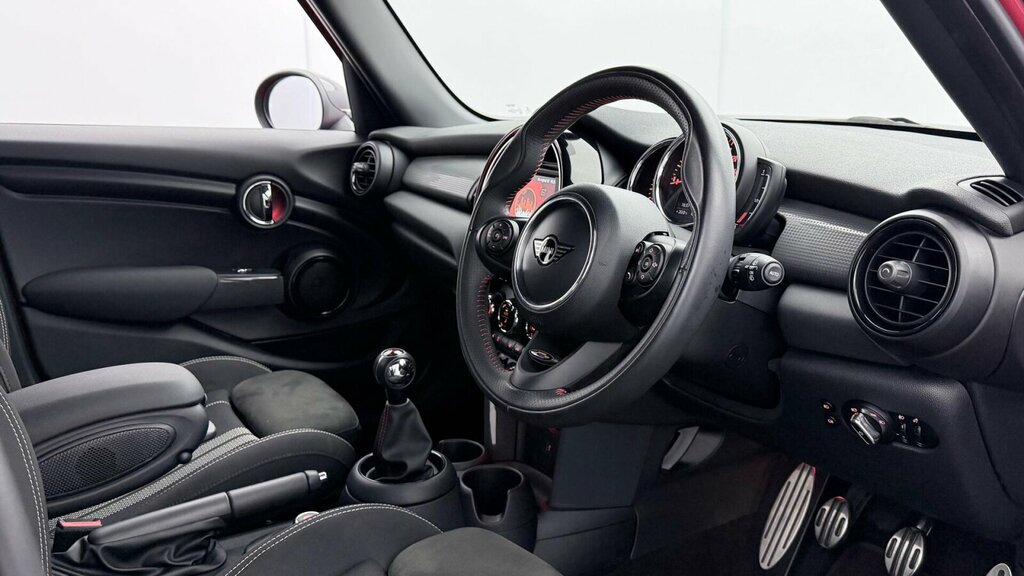 Mini Hatch 5-Door Hatch Cooper Sport Red #6